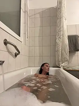 Snapshot of Emilia_Mausi chatting on March 7, 6:49 pm Emilia Mausi online show from March 7, 6:49 pm