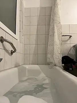 Snapshot of Emilia_Mausi chatting on March 14, 8:36 pm Emilia Mausi online show from March 14, 8:36 pm