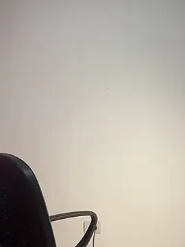 alice shyness online show from December 19, 9:16 am