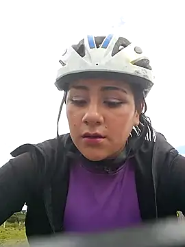 Snapshot of CAROLINE__07 chatting on September 24, 1:47 pm CAROLINE 07 online show from September 24, 1:47 pm