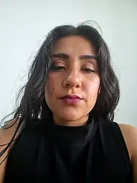 Snapshot of CAROLINE__07 chatting on November 19, 1:33 pm CAROLINE 07 online show from November 19, 1:33 pm