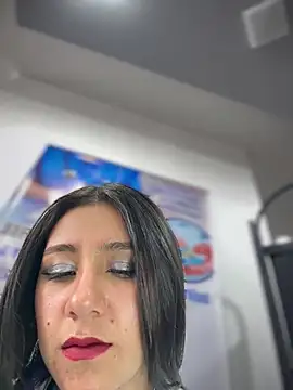 Snapshot of CAROLINE__07 chatting on June 5, 3:18 pm CAROLINE 07 online show from June 5, 3:18 pm
