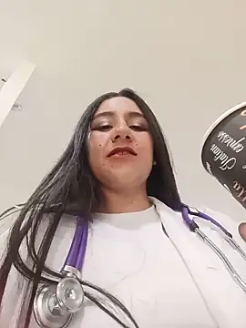 Snapshot of CAROLINE__07 chatting on June 6, 4:44 pm CAROLINE 07 online show from June 6, 4:44 pm