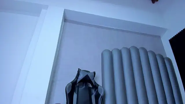  Leohot  online show from February 15, 4:20 am