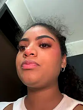 Carly Monroe  online show from December 19, 10:00 am