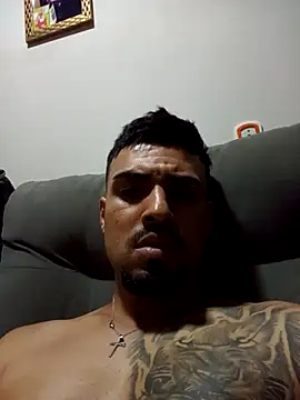 nnyzinho17 online show from December 17, 9:32 pm