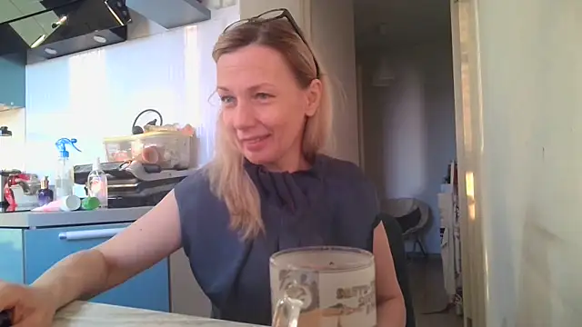 Sweetmurrr online show from June 22, 1:40 am