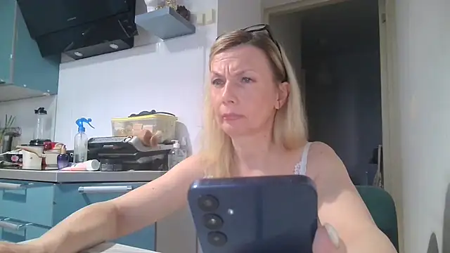Sweetmurrr online show from June 24, 12:53 am