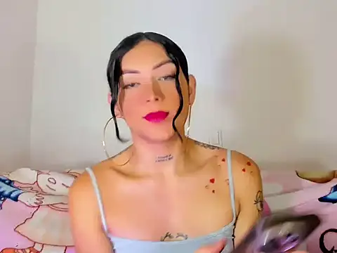 Megan Gil  online show from October 16, 1:45 pm