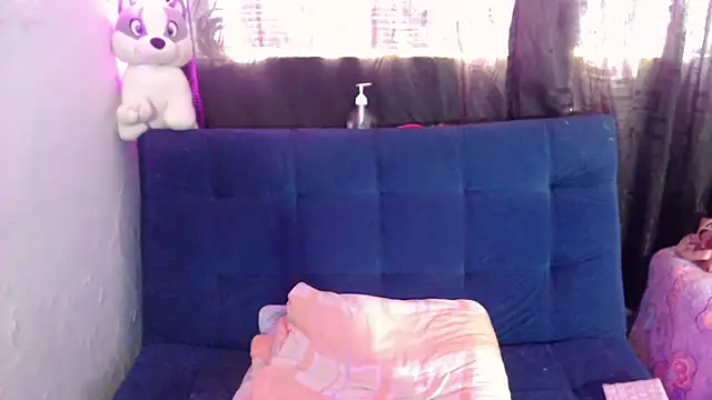 Megan Gil  online show from April 24, 8:44 pm