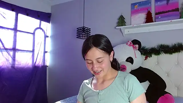 Zaaida  online show from December 20, 9:11 pm