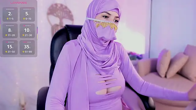 Snapshot of salma_isawwii chatting on September 26, 1:48 pm salma isawwii online show from September 26, 1:48 pm