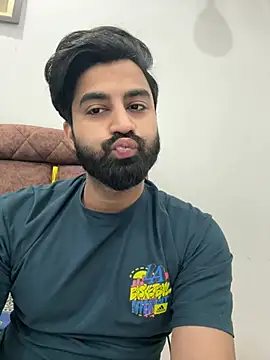 hottestboy03 online show from April 8, 9:53 am
