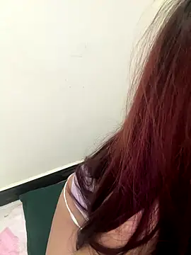 Snapshot of mimi9420 chatting on November 21, 1:32 pm mimi9420 online show from November 21, 1:32 pm