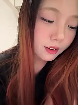 Snapshot of mimi9420 chatting on June 3, 3:17 pm mimi9420 online show from June 3, 3:17 pm