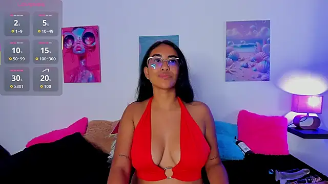 tyra bankss  online show from December 19, 3:02 am