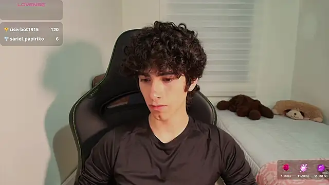 Snapshot of Nude_Boy18 chatting on June 23, 4:10 am Nude Boy18 online show from June 23, 4:10 am
