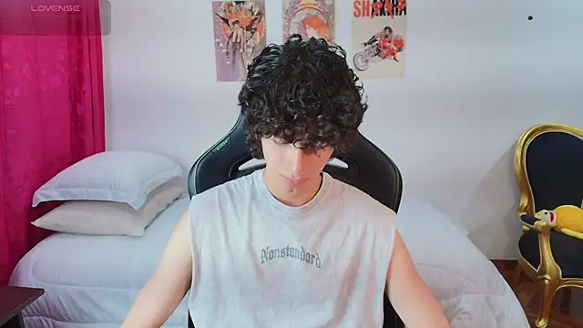 Snapshot of Nude_Boy18 chatting on July 19, 1:09 am Nude Boy18 online show from July 19, 1:09 am