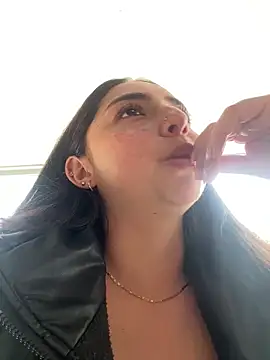 Dulce 1408 online show from November 10, 8:08 pm