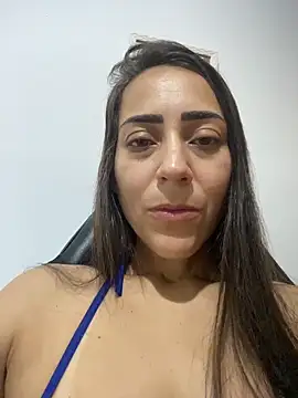 lucioliveira online show from March 7, 2:14 pm