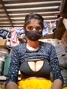 Joshi Love143 online show from December 20, 5:25 am