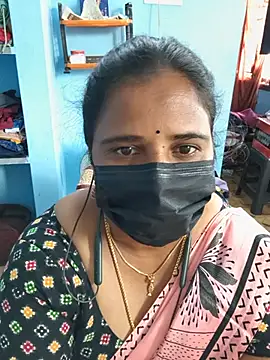Snapshot of Tamil_Sweety chatting on June 24, 3:38 am Tamil Sweety online show from June 24, 3:38 am