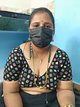 Snapshot of Tamil_Sweety chatting on June 26, 3:55 am Tamil Sweety online show from June 26, 3:55 am