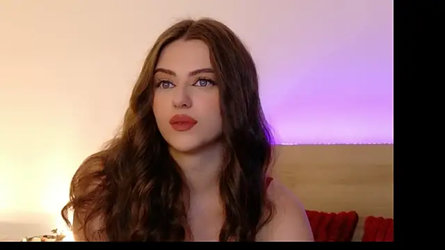 Sienna Voss online show from October 31, 8:21 pm