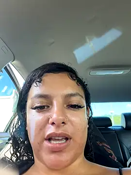 Snapshot of allybluee777 chatting on December 14, 6:23 pm allybluee777 online show from December 14, 6:23 pm