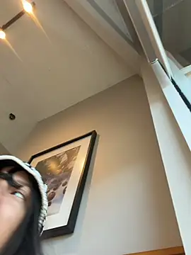 Snapshot of allybluee777 chatting on February 12, 1:28 pm allybluee777 online show from February 12, 1:28 pm