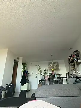 Snapshot of allybluee777 chatting on February 15, 10:28 pm allybluee777 online show from February 15, 10:28 pm