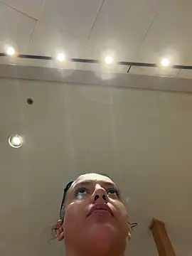 Snapshot of allybluee777 chatting on March 1, 12:34 am allybluee777 online show from March 1, 12:34 am