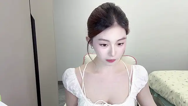 Snapshot of Cookie-oo chatting on September 22, 11:45 am Cookie-oo online show from September 22, 11:45 am