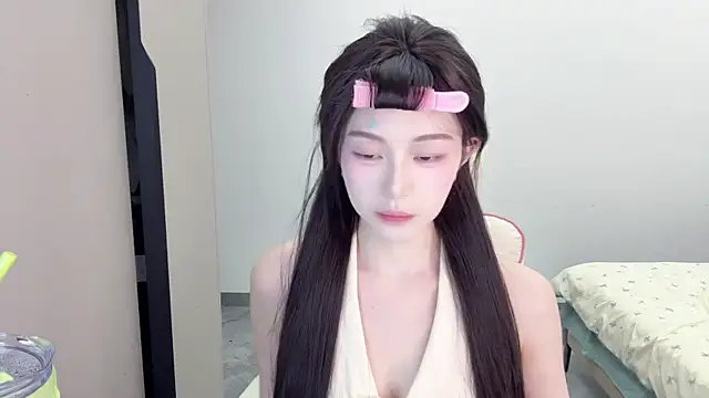 Snapshot of Cookie-oo chatting on September 27, 12:10 pm Cookie-oo online show from September 27, 12:10 pm