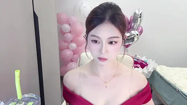 Snapshot of Cookie-oo chatting on September 29, 11:37 am Cookie-oo online show from September 29, 11:37 am