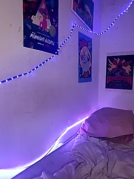 Snapshot of Catti_Brie chatting on February 22, 12:04 pm Catti Brie online show from February 22, 12:04 pm