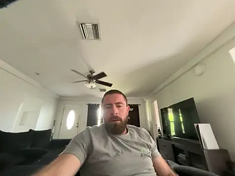 biggdickbandit92 online show from June 9, 2:39 pm