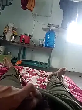 Snapshot of jesssi1432 chatting on July 17, 2:18 am jesssi1432 online show from July 17, 2:18 am