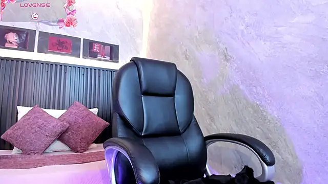 dark  nymph online show from September 16, 12:28 pm