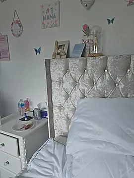 Snapshot of Angeldelightt chatting on September 19, 10:27 am Angeldelightt online show from September 19, 10:27 am