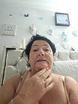 Snapshot of Angeldelightt chatting on October 14, 8:26 am Angeldelightt online show from October 14, 8:26 am