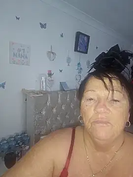 Snapshot of Angeldelightt chatting on October 28, 3:25 pm Angeldelightt online show from October 28, 3:25 pm