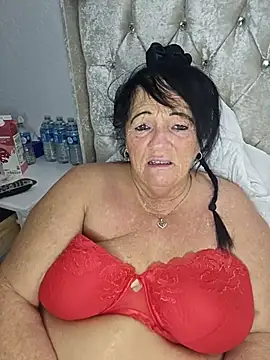 Snapshot of Angeldelightt chatting on October 29, 10:22 pm Angeldelightt online show from October 29, 10:22 pm