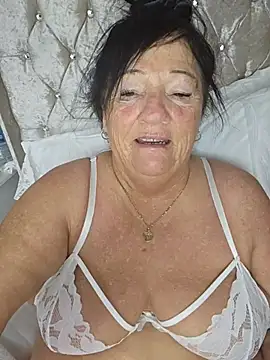 Snapshot of Angeldelightt chatting on November 3, 2:07 pm Angeldelightt online show from November 3, 2:07 pm