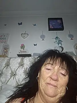 Snapshot of Angeldelightt chatting on November 20, 5:34 pm Angeldelightt online show from November 20, 5:34 pm