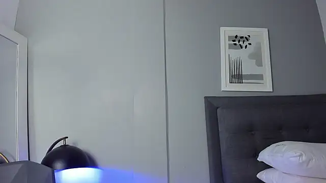 Tylerffoxx online show from January 17, 9:40 pm