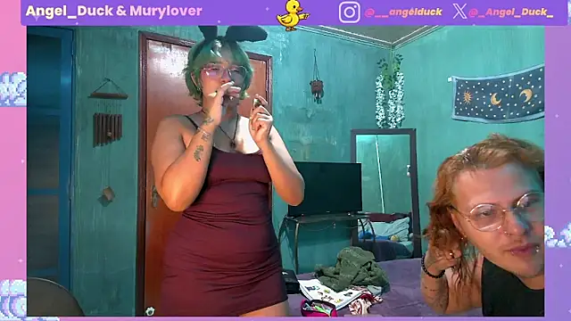 Angel Duck online show from May 23, 9:30 pm