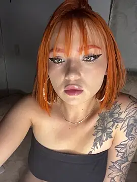 Snapshot of Alysson_LS chatting on November 26, 2:12 am Alysson LS online show from November 26, 2:12 am