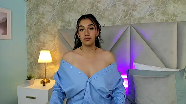 ValentiinaCruz online show from December 14, 8:46 pm