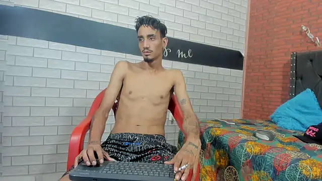 Snapshot of Sexvergon_26 chatting on October 16, 7:59 pm Sexvergon 26 online show from October 16, 7:59 pm